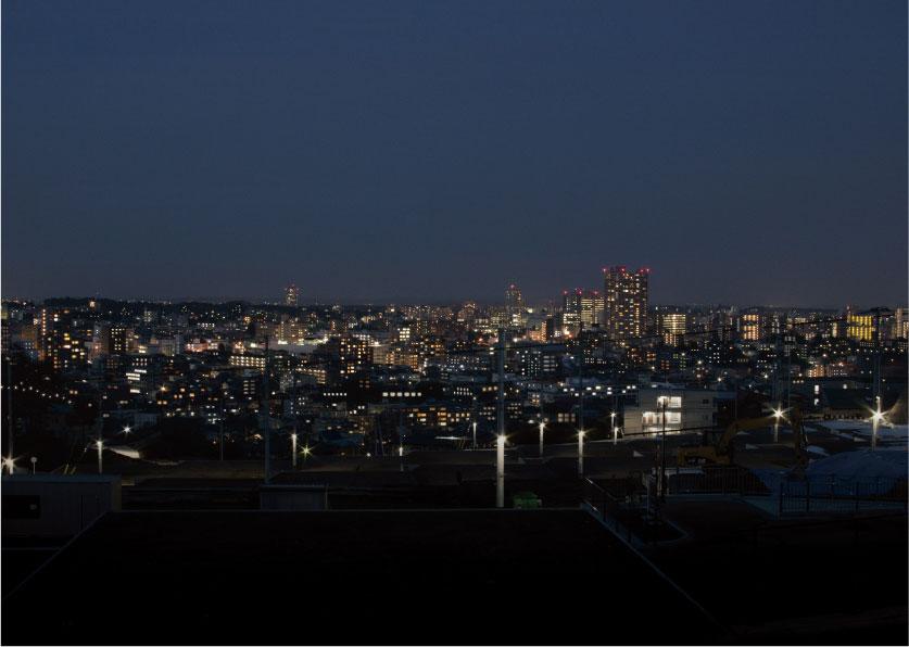 Downtown night scene of dazzling Ya, Great location with views of the fireworks to be launched in the Hirose River in the summer. (Sendai city direction as seen from the local 5-140 No. land ・ View of the night. March 2012 shooting)