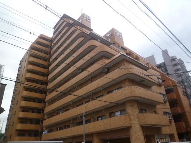 Local appearance photo. Local (10 May 2013) Shooting