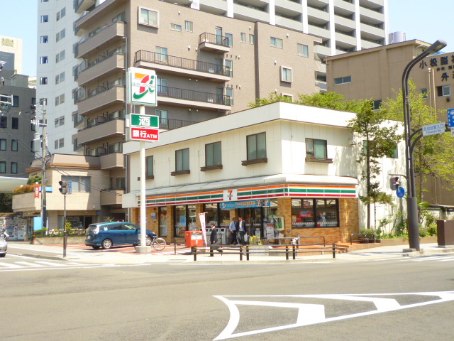 Convenience store. Seven-Eleven Kitasendai Station store up to (convenience store) 604m