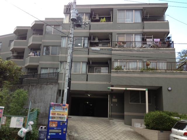 Local appearance photo. East-facing veranda Chaoyang is inserted into living LDK22.9 tatami