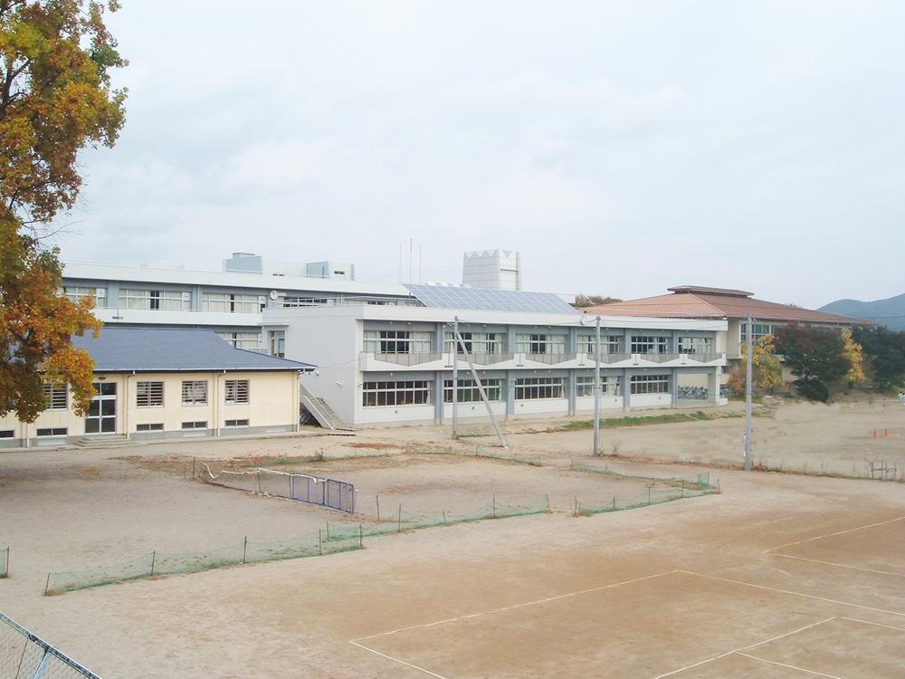 Junior high school. 1980m to Sendai City Hirose Junior High School
