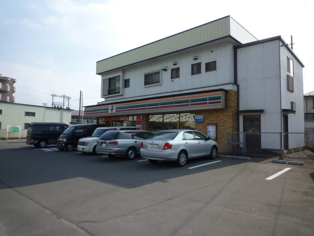 Convenience store. Seven-Eleven Sendai Oritate store up (convenience store) 1300m