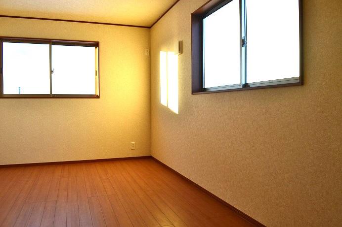 Same specifications photos (Other introspection). Same specifications Second floor room