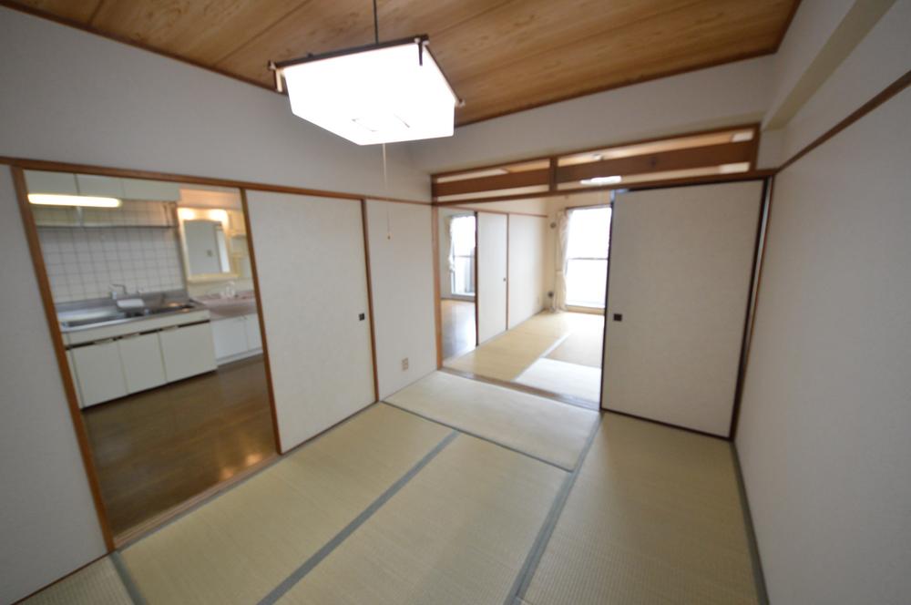 Non-living room. Indoor (July 2013) Shooting