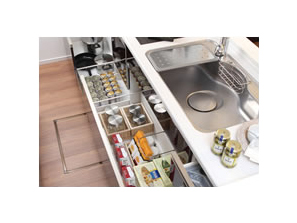 Kitchen.  [Sliding storage (with a soft close function)] Adopt the easy put away easily taken out sliding storage. It is software with close function to reduce the impact at the time of opening and closing.  ※ Except for some
