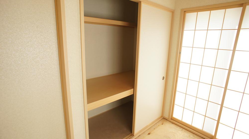 Receipt. Japanese-style room closet