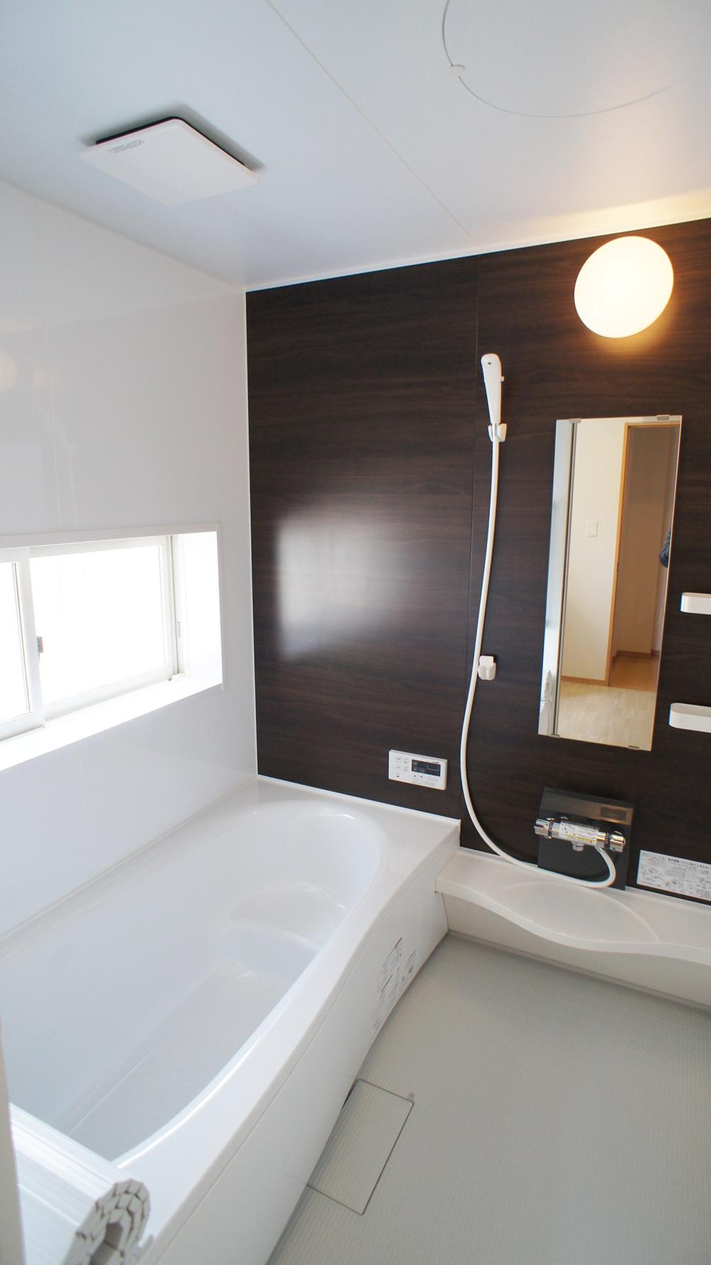 Same specifications photo (bathroom). Bathroom same specification example