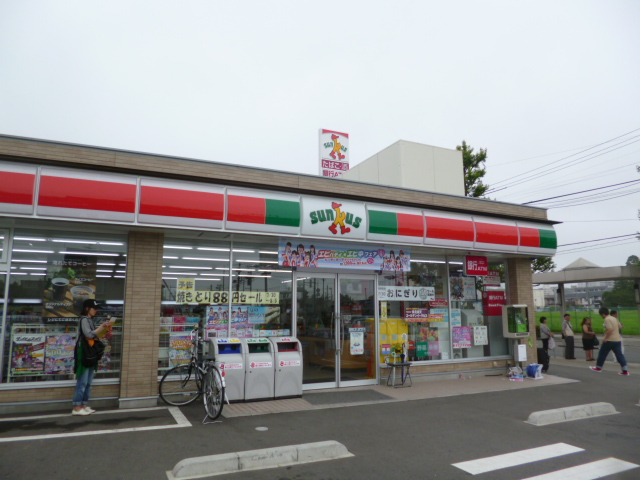 Convenience store. Thanks Sendai Hachiman 2-chome up (convenience store) 383m