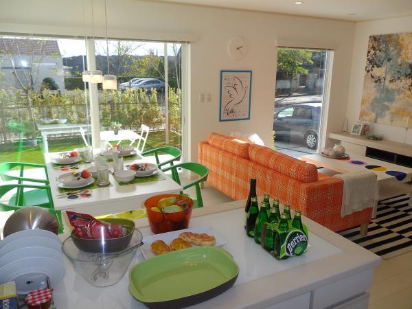 Same specifications photo (kitchen)
