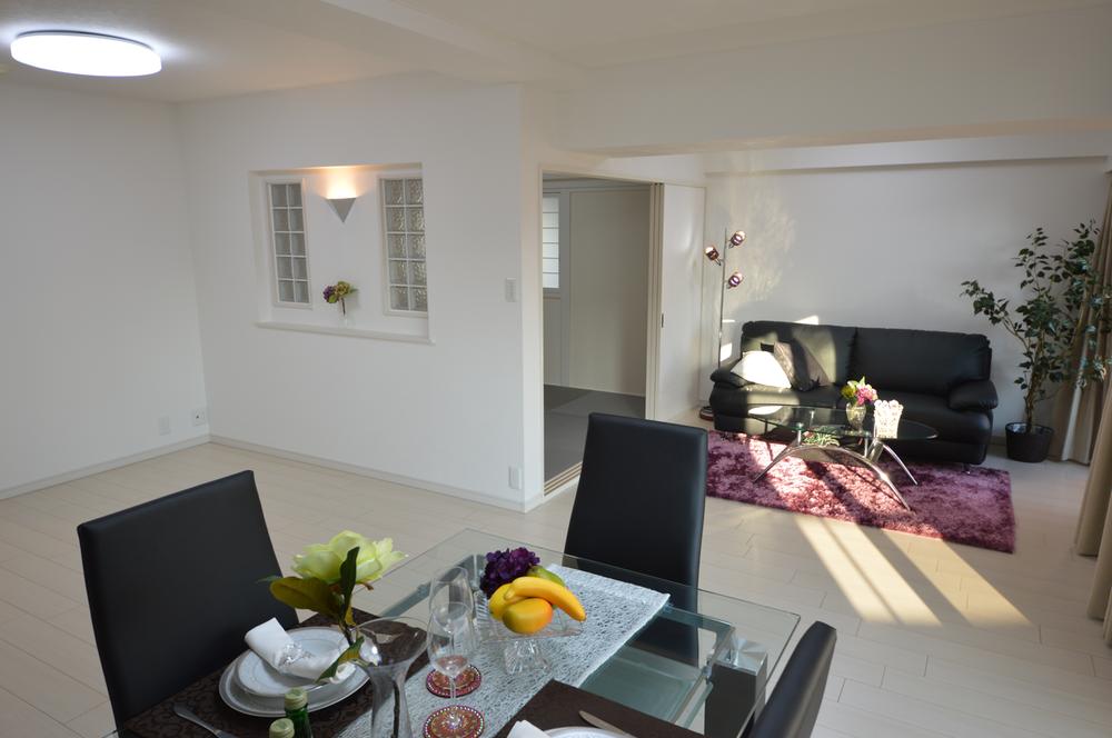 Living. Indoor (11 May 2013) Shooting