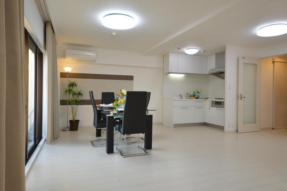 Living. Indoor (11 May 2013) Shooting