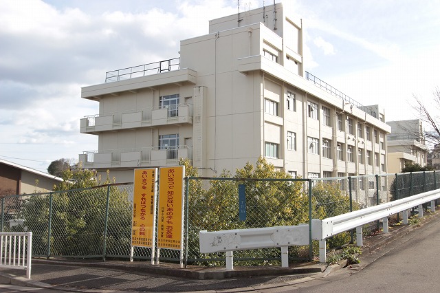 Primary school. 480m to Sendai Tachikawa flat elementary school (elementary school)