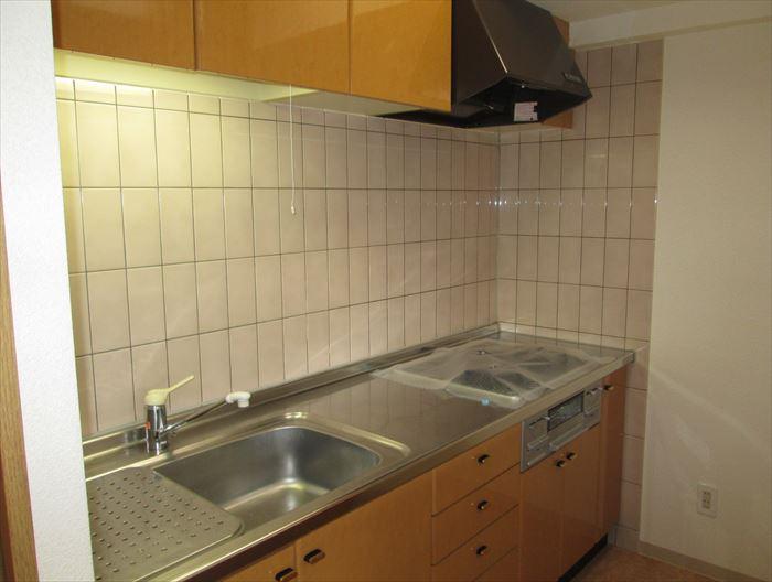 Kitchen. Housed many, Easy-to-use kitchen