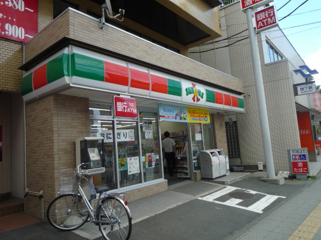 Convenience store. Thanks Sendai Tsutsumidori store up (convenience store) 342m