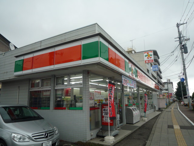 Convenience store. Thanks Sendai Kimachidori chome store up (convenience store) 205m