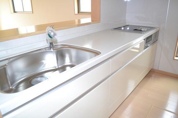 Same specifications photo (kitchen). It becomes the system kitchen of the same specification.