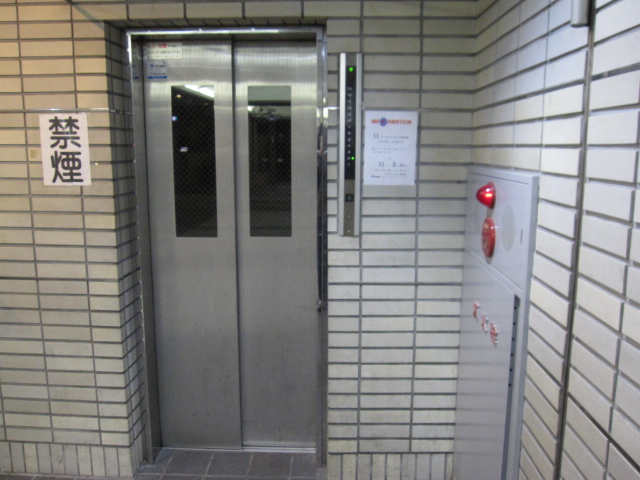 Other common areas. The first floor elevator.