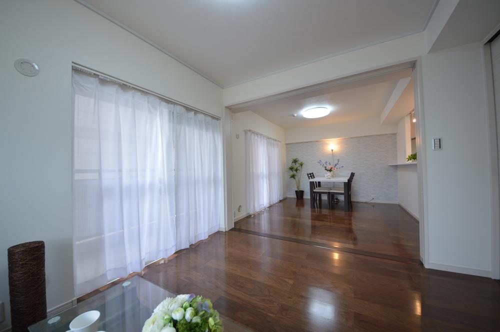 Living. Indoor (12 May 2013) Shooting