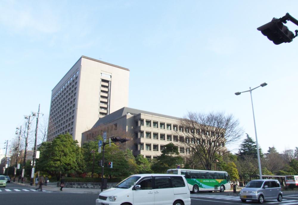Government office. 550m to Aoba ward office