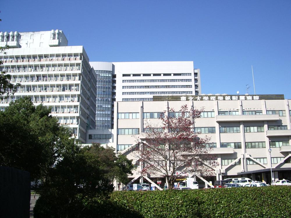 Hospital. 800m to Tohoku University Hospital