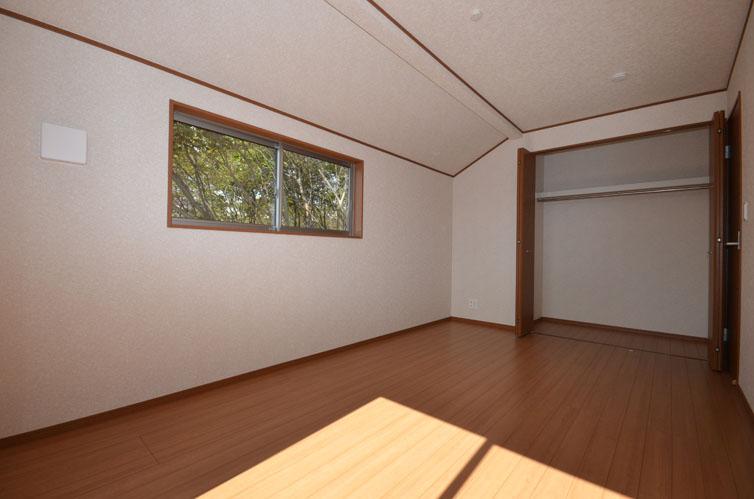 Non-living room. Western-style 7.5 Pledge Example of construction