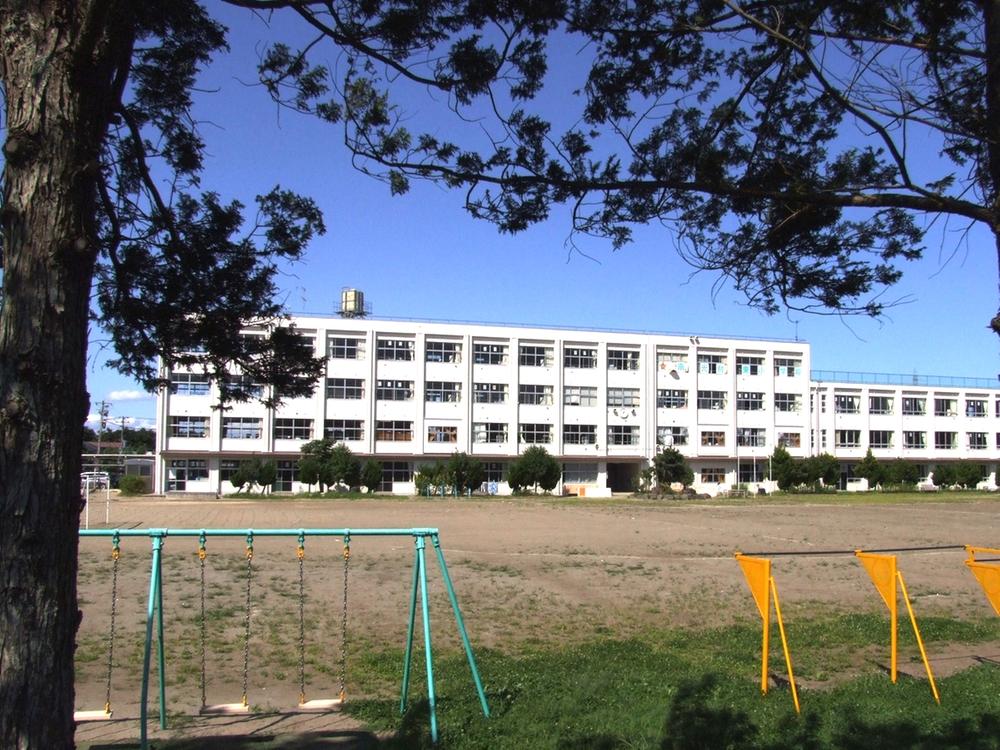 Primary school. Nankodaihigashi until elementary school 1230m