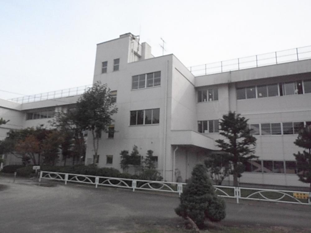Primary school. 1525m to Sendai Municipal Izumigaoka Elementary School