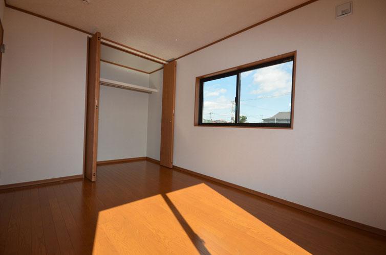 Non-living room. Western-style 6 Pledge Example of construction