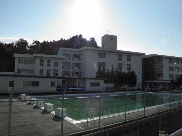 Primary school. 870m to Sendai Municipal tsurugaoka Elementary School