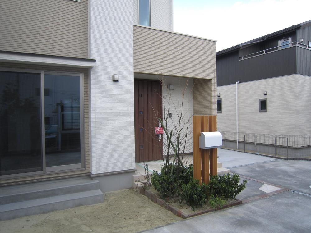 Local appearance photo