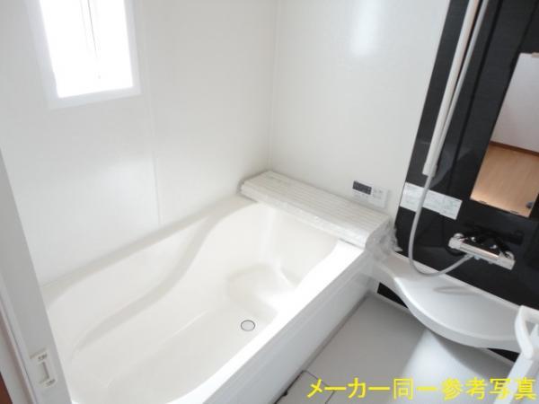 Same specifications photo (bathroom)