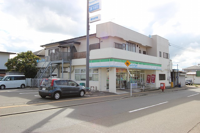 Convenience store. FamilyMart Sendai Izumigaoka store up (convenience store) 280m