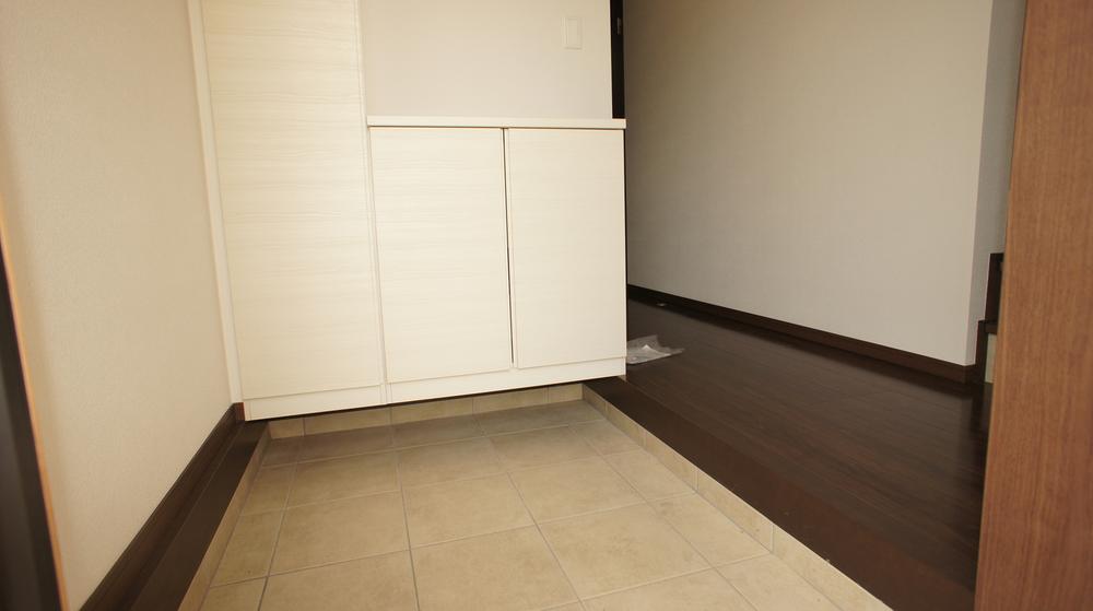 Entrance. Same specification example