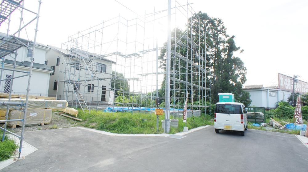 Local photos, including front road