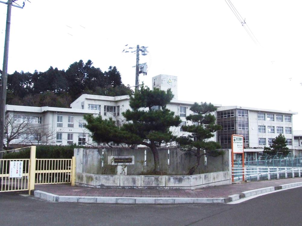 Primary school. Tsurugaoka until elementary school 730m
