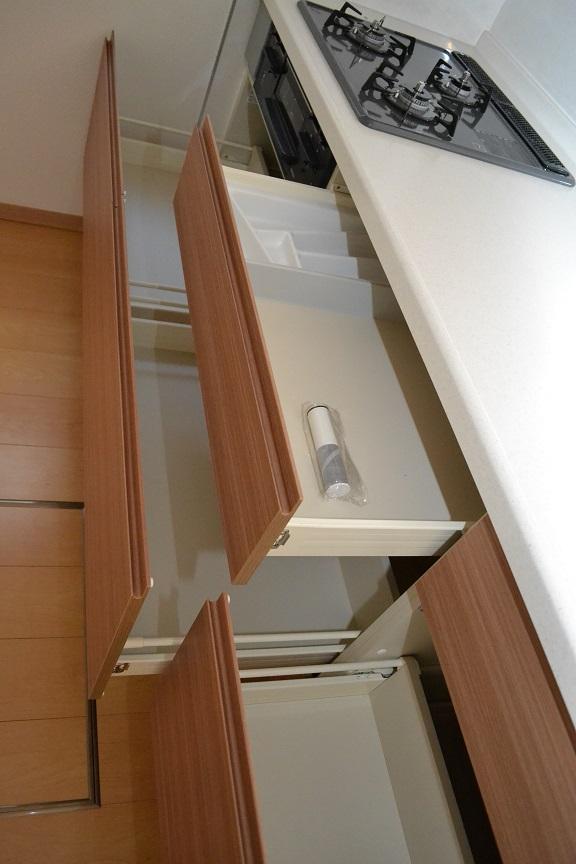 Same specifications photo (kitchen). Same specifications