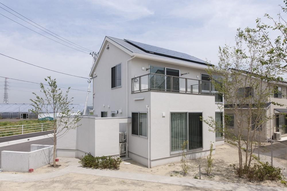 Local photos, including front road. Takko west 20-4 local (08 May 2013) Shooting