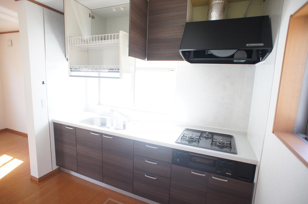 Same specifications photo (kitchen). Kitchen same specification example