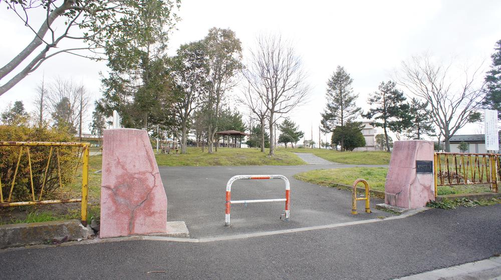 park. Ogimachi 600m until the 6-chome park