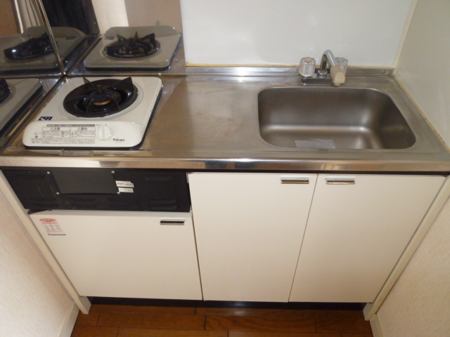 Kitchen.  ※ Consumer electronics rental plan regardless of the gas stove attaches is.