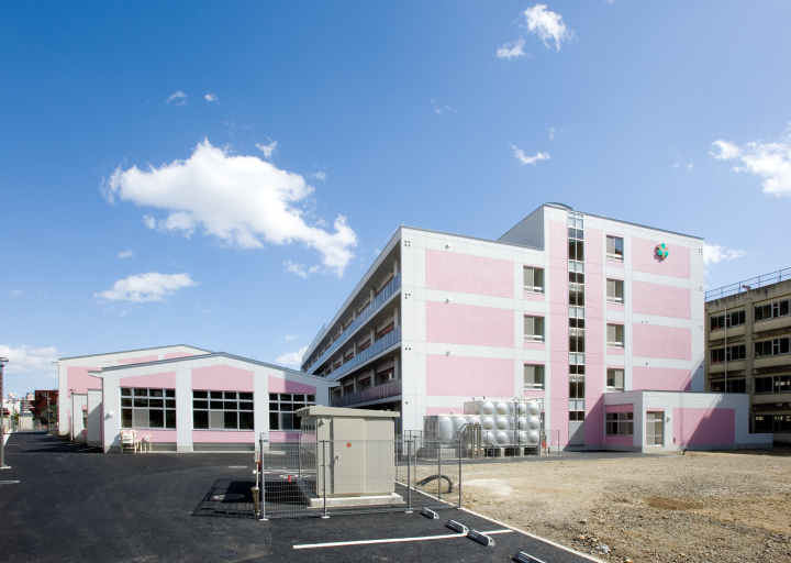 Junior high school. 1200m to Sendai Municipal Miyagino junior high school (junior high school)