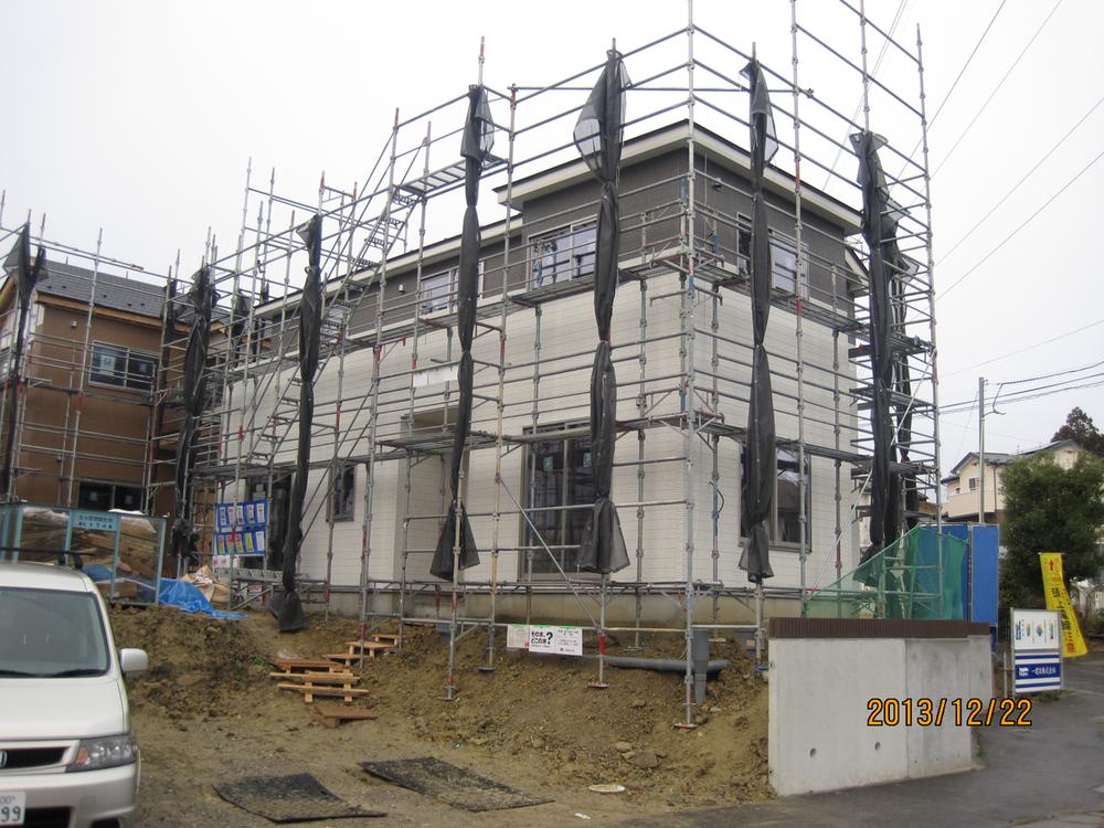 Local photos, including front road. 2014 March scheduled for completion