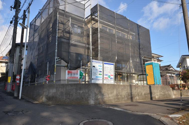 Local appearance photo. Southwest corner lot December 12