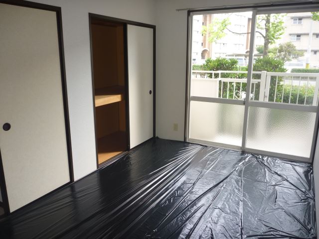 Living and room. Veranda with a closet in the Japanese-style room