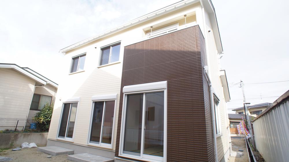 Local appearance photo