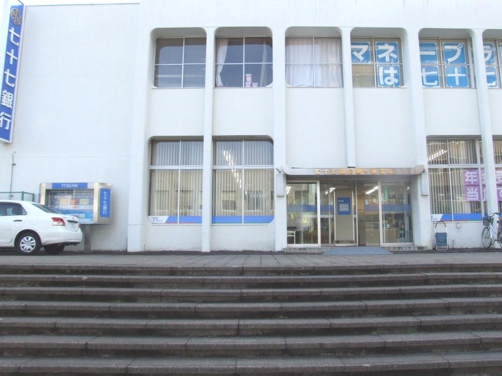 Bank. 77 Bank Tsuruketani to the branch 1160m