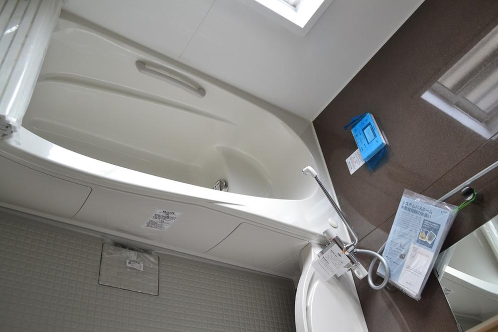 Same specifications photo (bathroom). Same specifications Kururin poi drainage port we solve the complaints of cleaning by the force of the vortex (^ 0 ^) / Easy to dry the floor, Comfortable tub with bench considering the fun of bathing (^ 0 ^) /