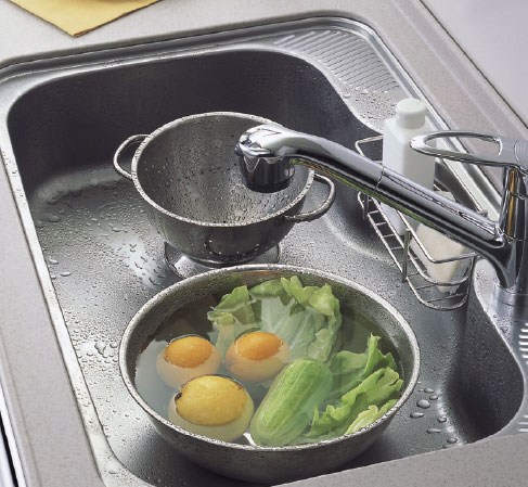 Kitchen.  [Center pocket sink] Water is also washable Ease big pot to reduce the I sound, Adopt a center pocket sink of noise design. (Same specifications)