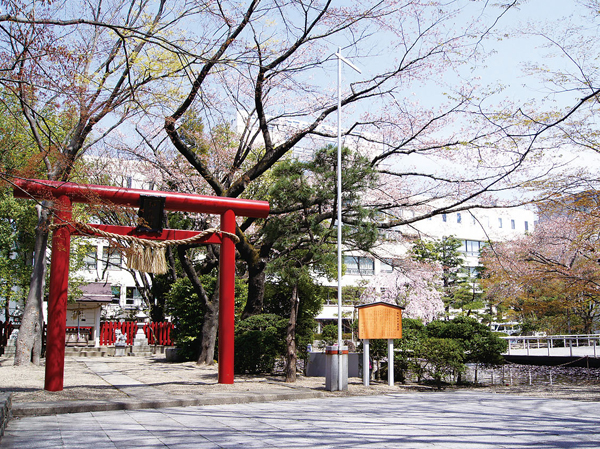 Surrounding environment. Oroshimachi shrine (a 10-minute walk / About 800m)