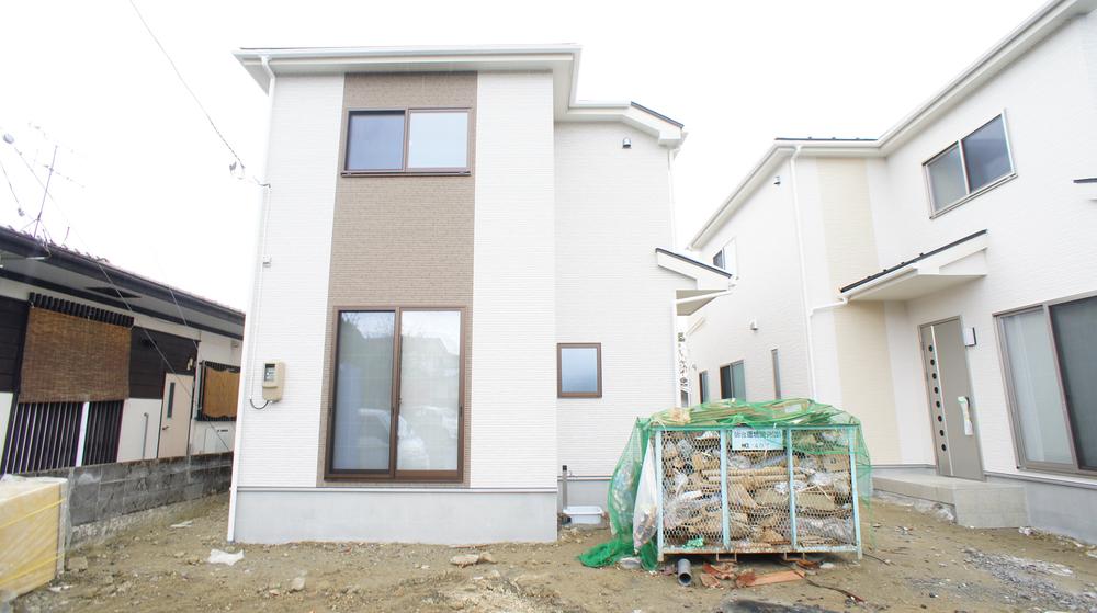 Local appearance photo